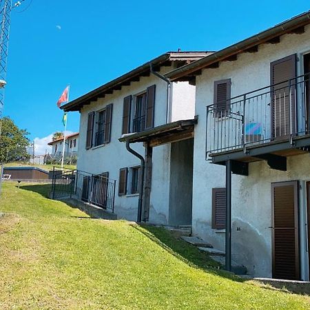 Viva Bacco Bed & Breakfast Gambarogno Bagian luar foto